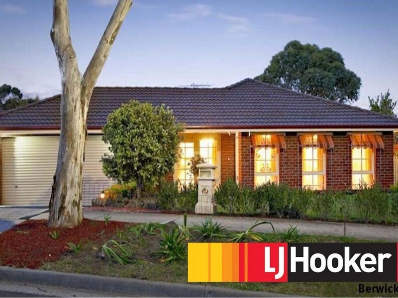 4 Tilba Court, Berwick VIC 3806