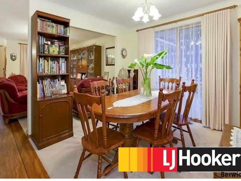 4 Tilba Court, Berwick VIC 3806