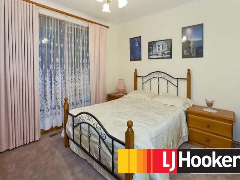 4 Tilba Court, Berwick VIC 3806