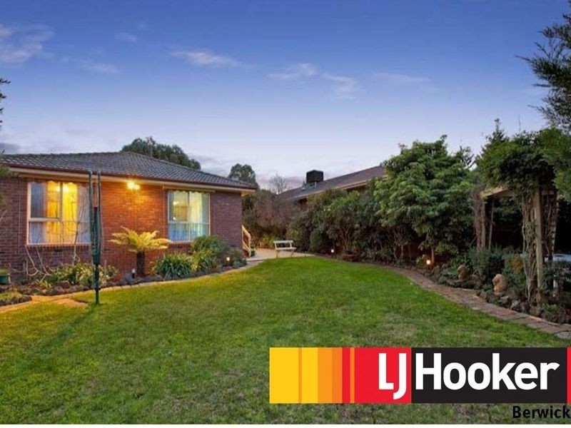 4 Tilba Court, Berwick VIC 3806