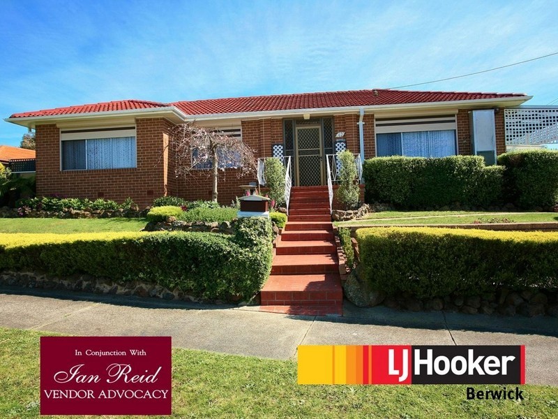 42 Fountain Drive, Narre Warren VIC 3805