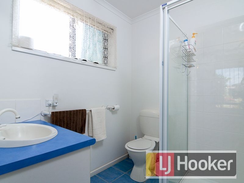 69 Scarborough Avenue, Cranbourne West VIC 3977