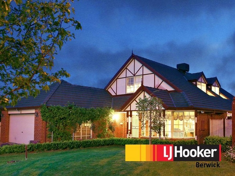 21 Hagen Drive, Berwick VIC 3806