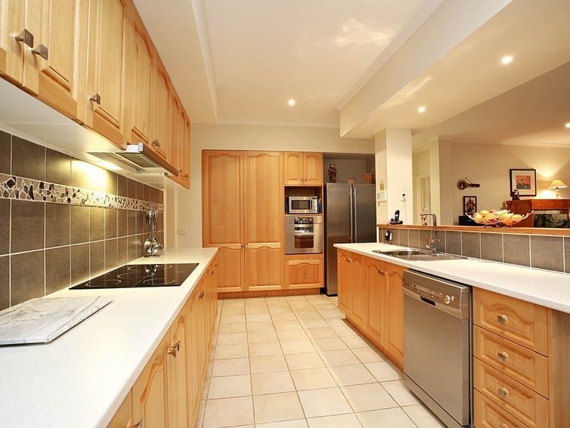 21 Hagen Drive, Berwick VIC 3806