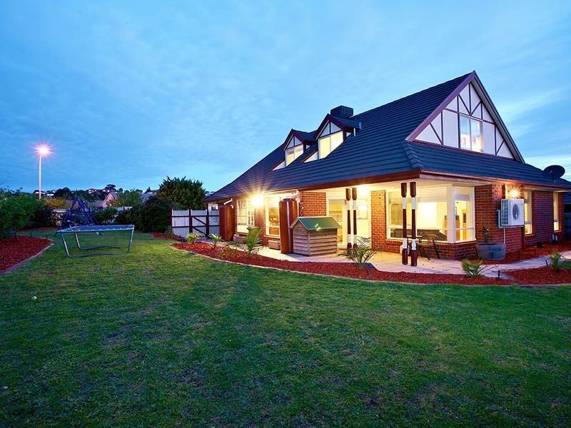 21 Hagen Drive, Berwick VIC 3806