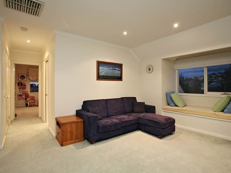 21 Hagen Drive, Berwick VIC 3806