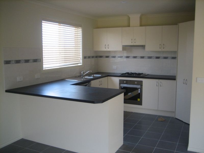 58 Bellarine Drive, Cranbourne VIC 3977