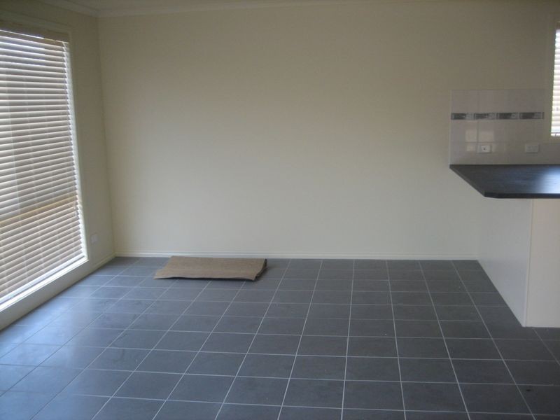 58 Bellarine Drive, Cranbourne VIC 3977