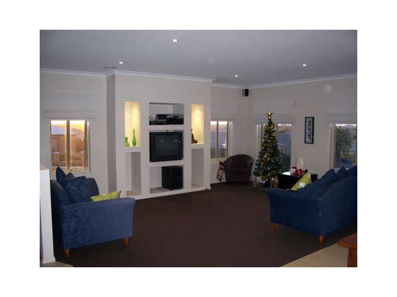 14 Denbigh Court, Berwick VIC 3806