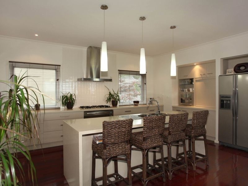 38 Leemak Crescent, Berwick VIC 3806
