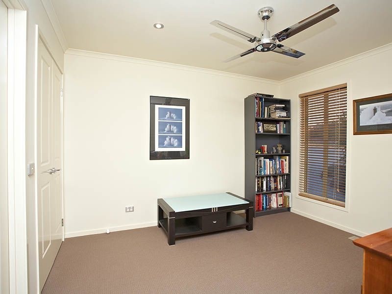 7 Fantail Way, Berwick VIC 3806