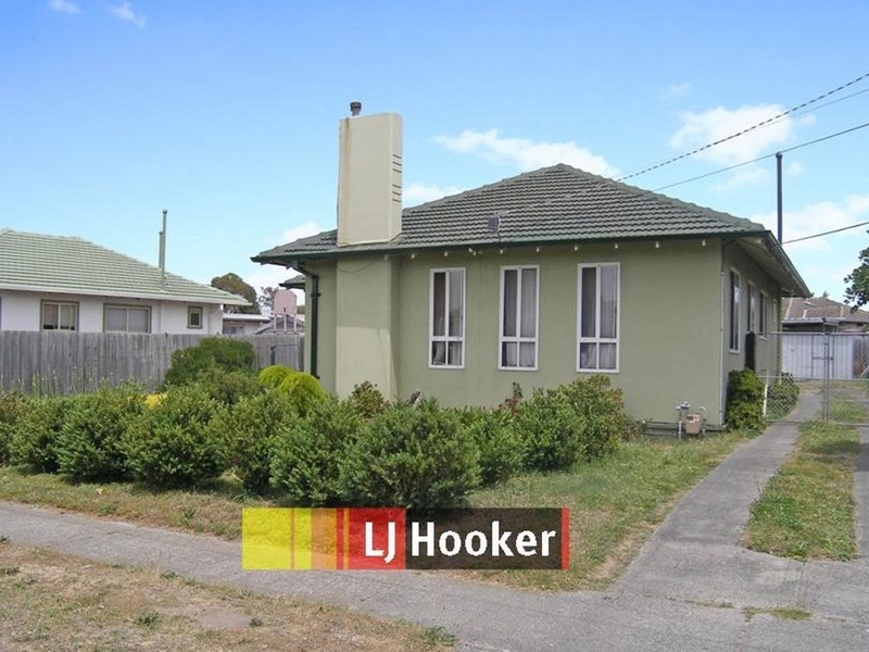 12 Menzies Avenue, Dandenong North VIC 3175