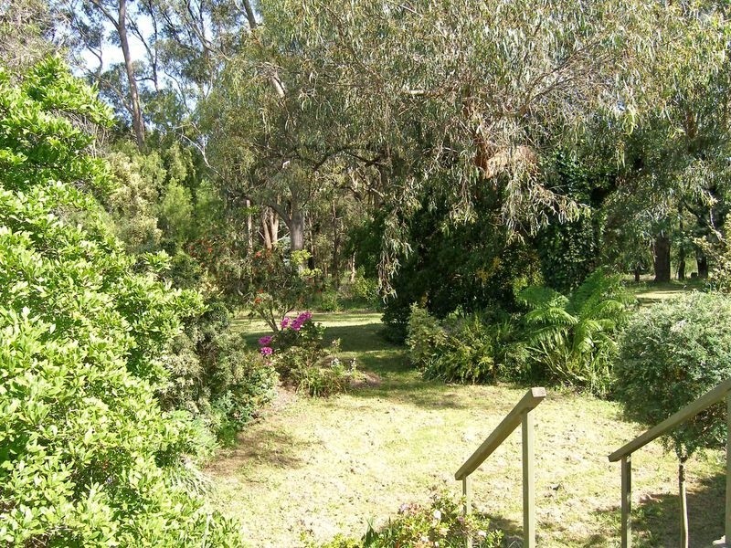 35 Sugarloaf Road, Beaconsfield Upper VIC 3808