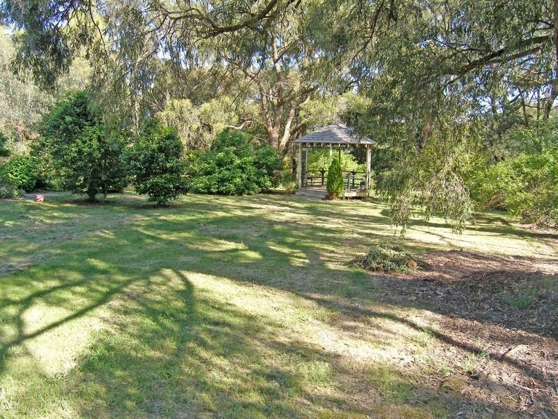 35 Sugarloaf Road, Beaconsfield Upper VIC 3808