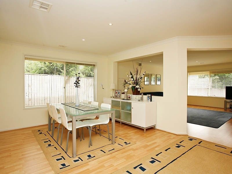 2 Earl Place, Hallam VIC 3803