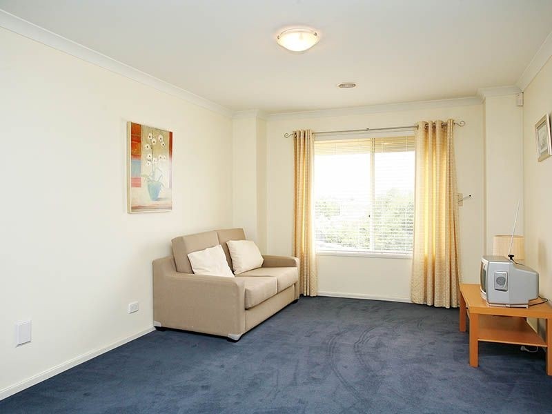 2 Earl Place, Hallam VIC 3803
