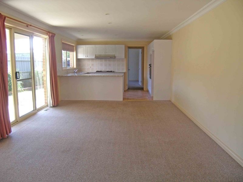 2/271 Soldiers Road, Beaconsfield VIC 3807