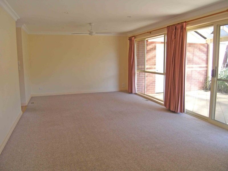 2/271 Soldiers Road, Beaconsfield VIC 3807