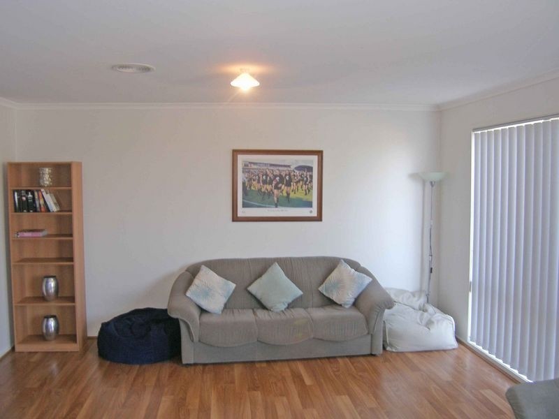 63 Filmer Crescent, Narre Warren South VIC 3805