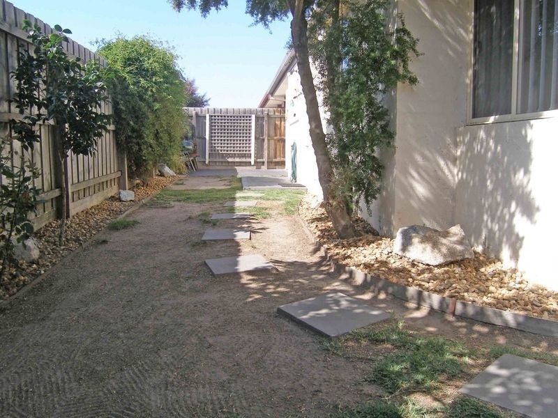 63 Filmer Crescent, Narre Warren South VIC 3805