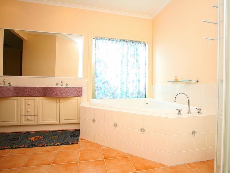 396 Ormond Road, Narre Warren South VIC 3805