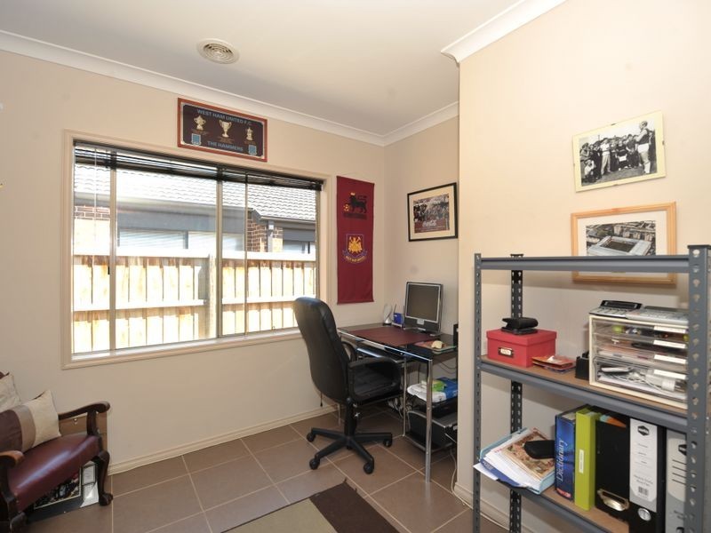 14 Emmett Avenue, Berwick VIC 3806