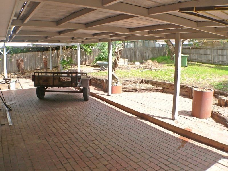 49 Warana Drive, Hampton Park VIC 3976