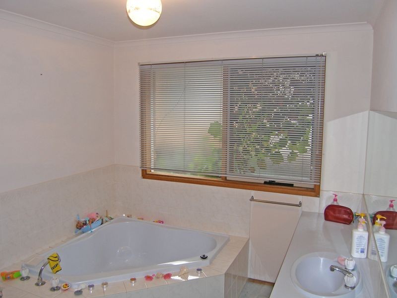 11 Van Der Haar Avenue, Berwick VIC 3806