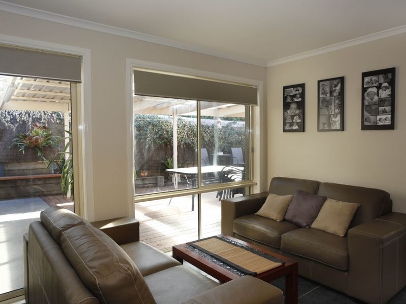 10 Redmore Court, Berwick VIC 3806