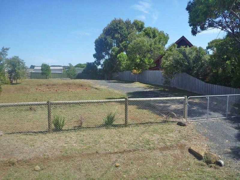 18 Clipper Crescent, Sunset Strip VIC 3922
