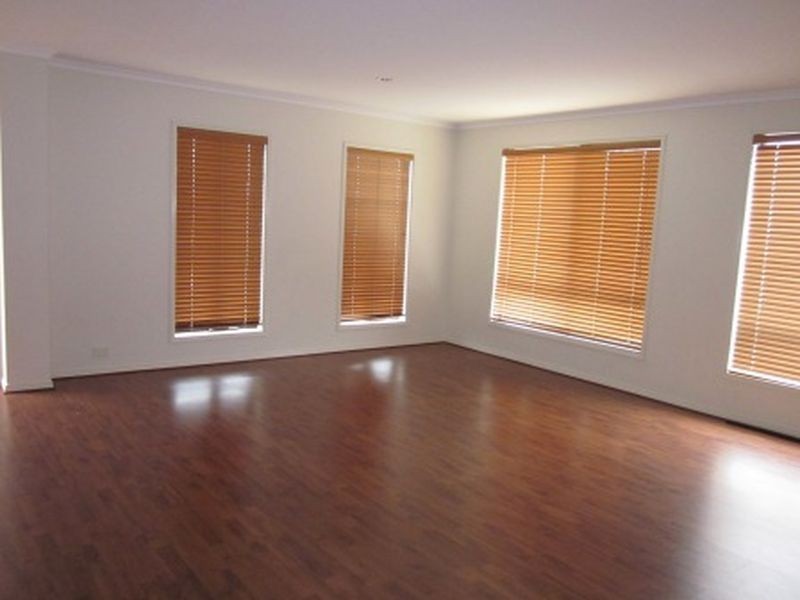 19 Viewpark Circuit, Narre Warren South VIC 3805