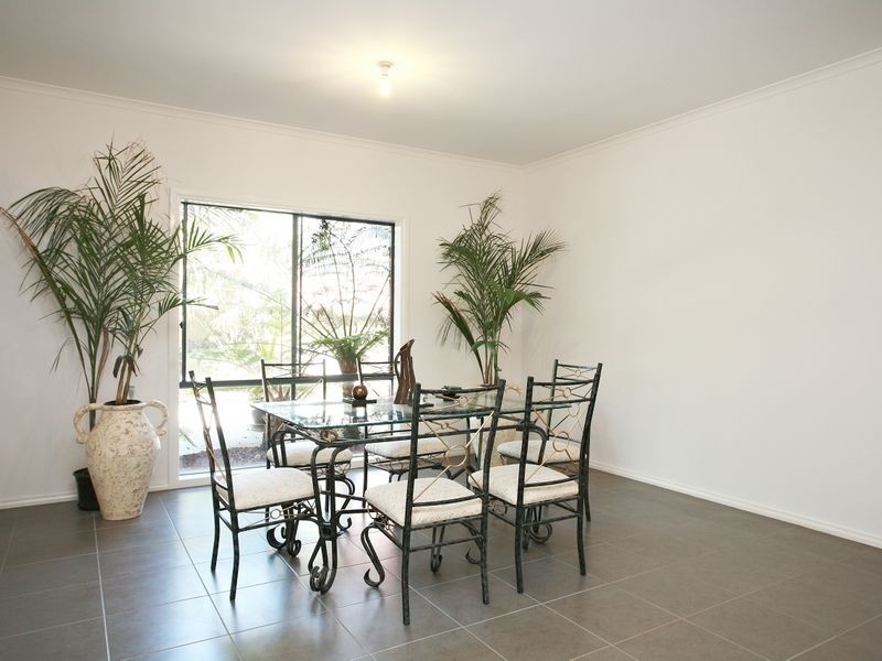 62 Chirnside Road, Berwick VIC 3806