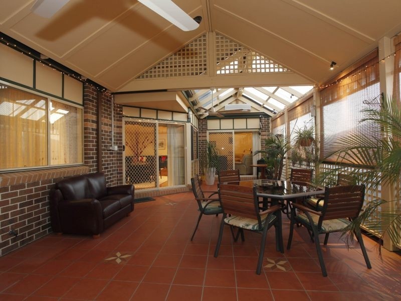 1 Astrid Court, Berwick VIC 3806