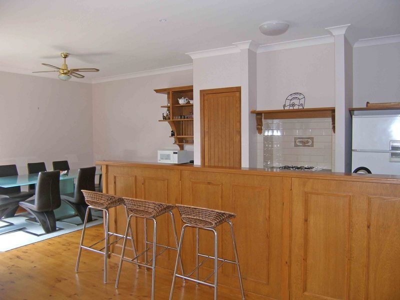 6 Zena Place, Berwick VIC 3806