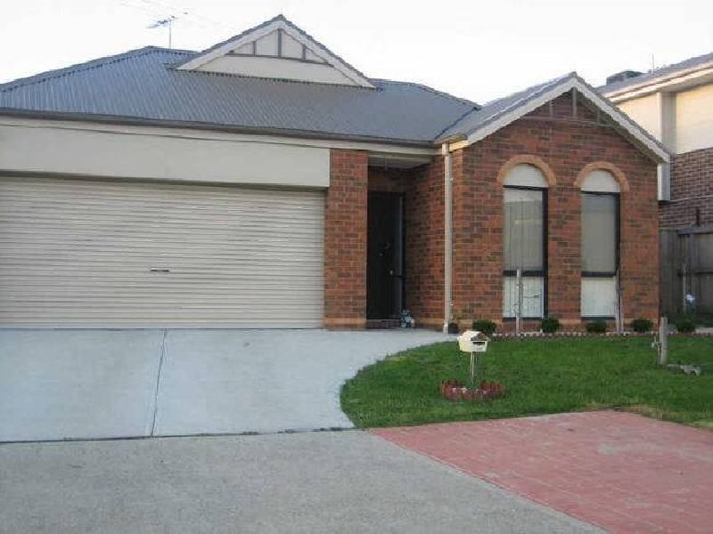 38 Jack William Way, Berwick VIC 3806