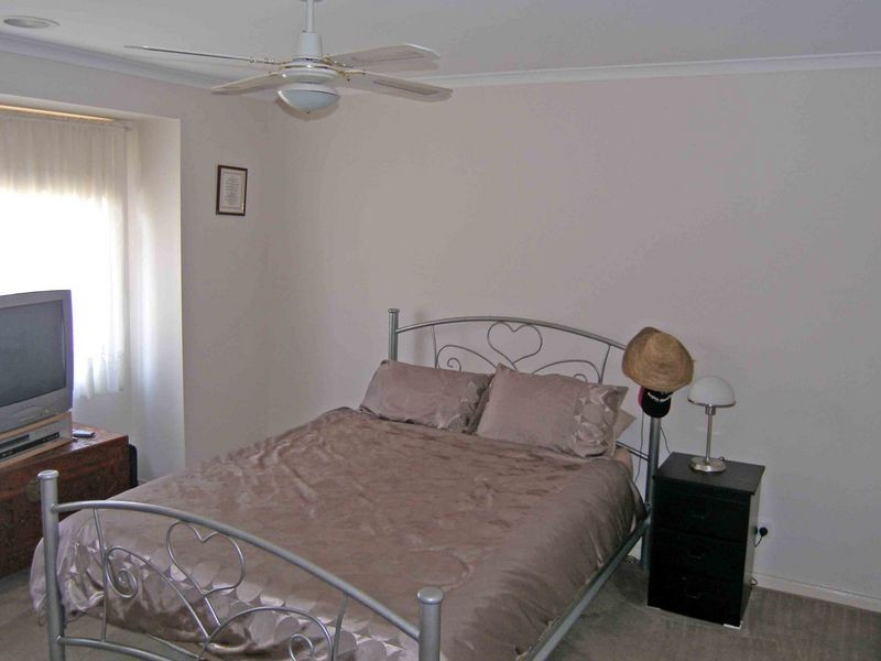 1 Glenisla Way, Berwick VIC 3806