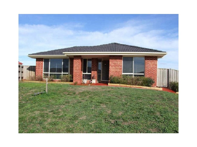 8 Balmaceda Court, Berwick VIC 3806