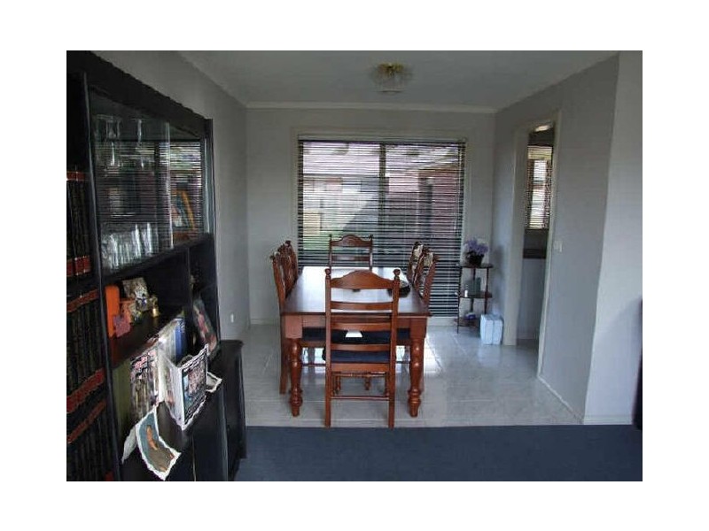 8 Balmaceda Court, Berwick VIC 3806