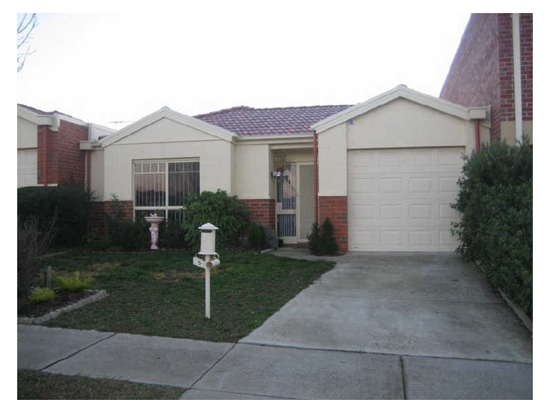5 Margie Square, Narre Warren South VIC 3805