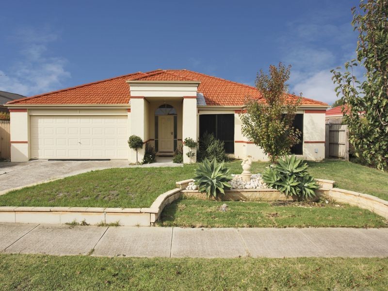 47 McCubbin Way, Berwick VIC 3806