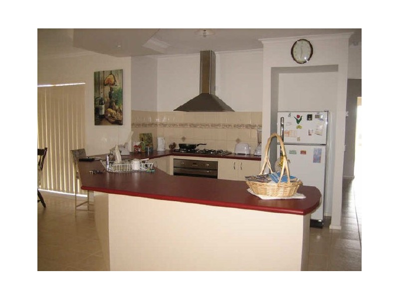 12 Bishop Place, Berwick VIC 3806