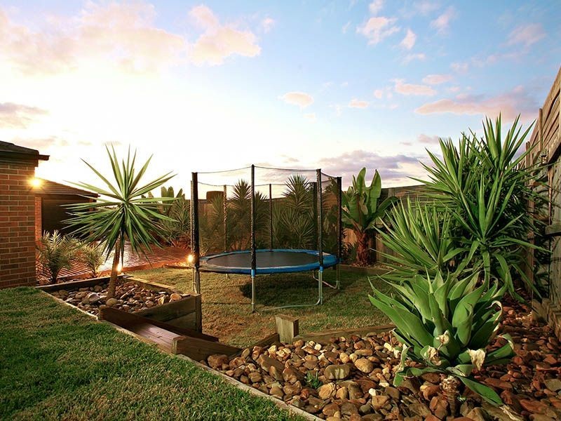 11 Timberside Drive, Beaconsfield VIC 3807