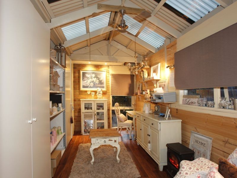 6 Raleigh Drive, Narre Warren South VIC 3805