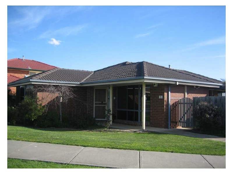 61 Bellevue Drive, Berwick VIC 3806