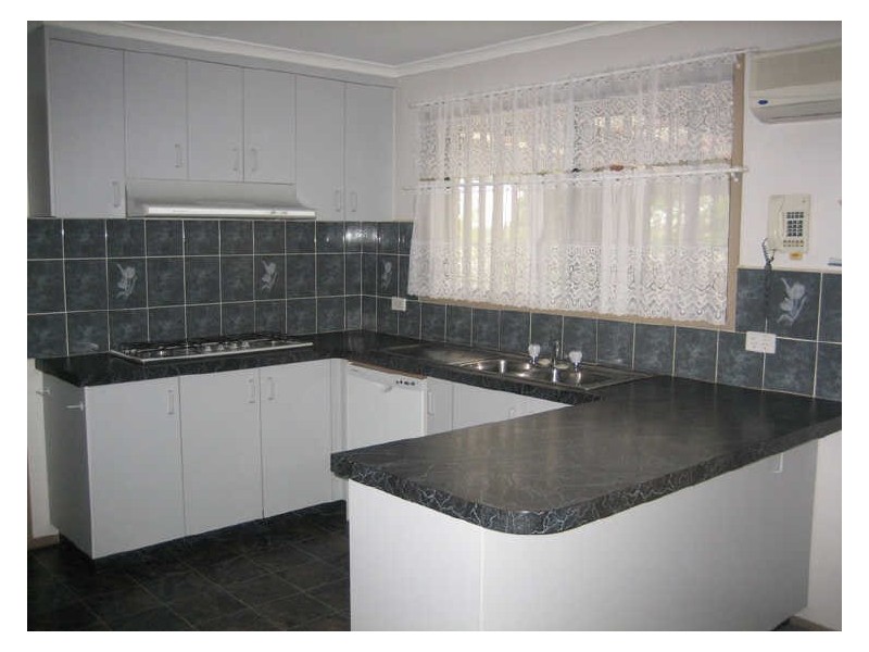 61 Bellevue Drive, Berwick VIC 3806