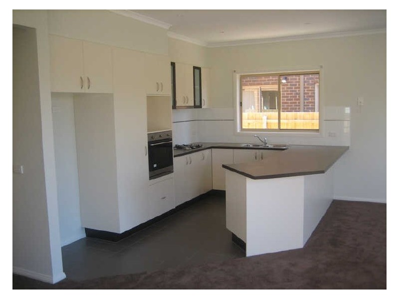 18 Amhurst Drive, Narre Warren VIC 3805