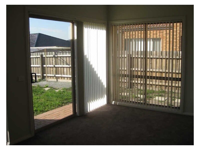 18 Amhurst Drive, Narre Warren VIC 3805