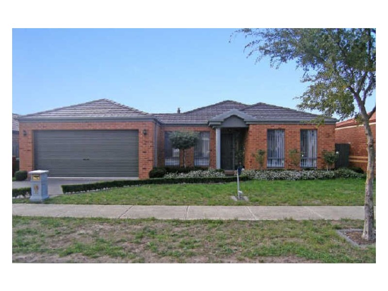 27 Kippenross Drive, Narre Warren South VIC 3805
