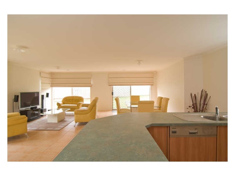 5 Kurnwill Place, Berwick VIC 3806