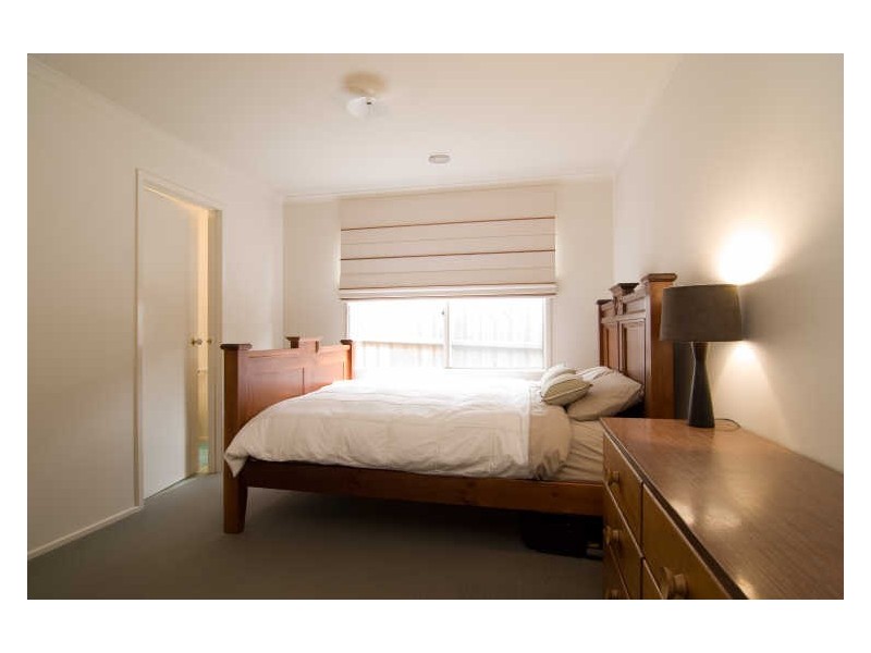 5 Kurnwill Place, Berwick VIC 3806